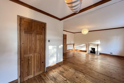 2 bedroom apartment to rent, Lansdowne Road, London, SW20