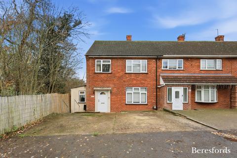 3 bedroom end of terrace house for sale, Dagnam Park Drive, Romford, RM3