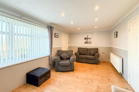 3 bedroom terraced house for sale, Lingcrest, Gateshead, NE9