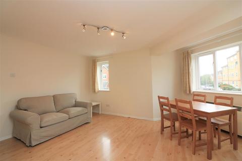 2 bedroom apartment to rent, Telegraph Place, London, E14