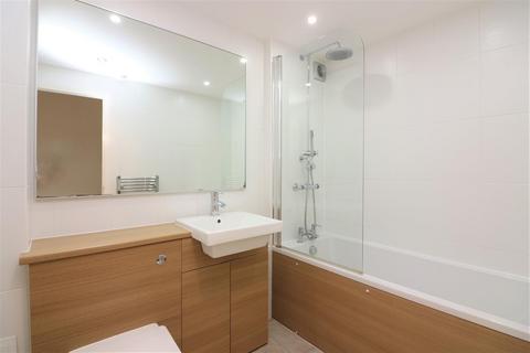 2 bedroom apartment to rent, Telegraph Place, London, E14