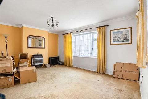 3 bedroom semi-detached house for sale, Rylstone Way, Saffron Walden CB11