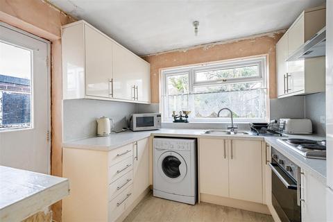 3 bedroom semi-detached house for sale, Rylstone Way, Saffron Walden CB11