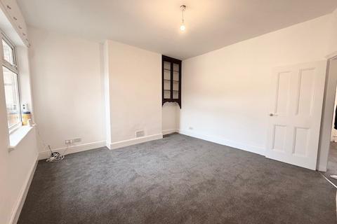 3 bedroom semi-detached house to rent, Campbell Road, Swinton, Manchester, M27