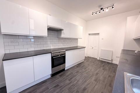 3 bedroom semi-detached house to rent, Campbell Road, Swinton, Manchester, M27
