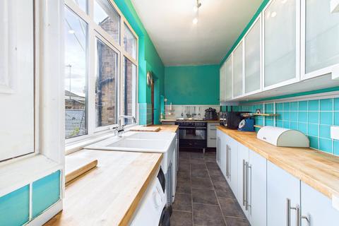 3 bedroom end of terrace house for sale, Beaconsfield Road, Gateshead, NE9 5EU