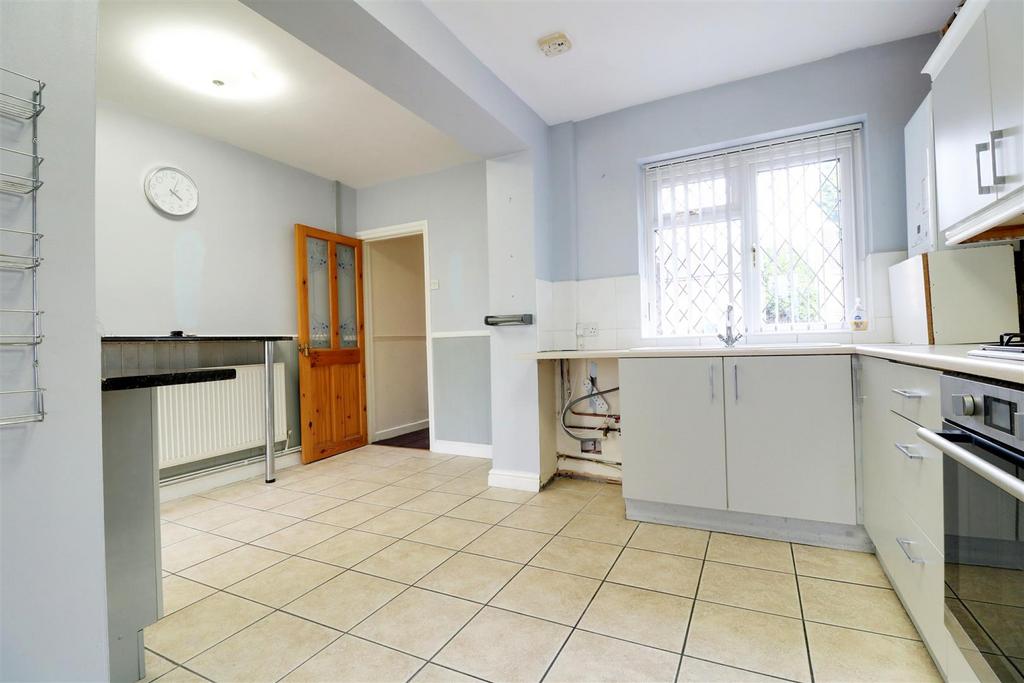 Kitchen 3.jpg