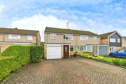 4 bedroom semi-detached house for sale, Wood End, Horsham RH12