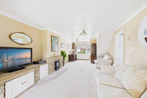 4 bedroom semi-detached house for sale, Wood End, Horsham RH12