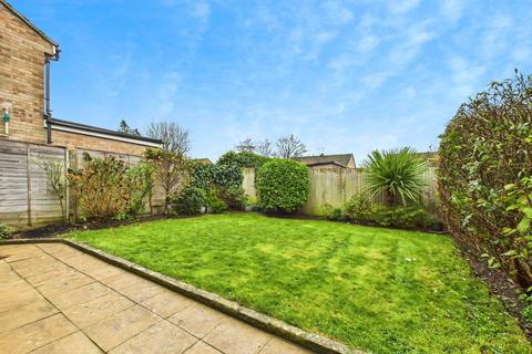4 bedroom semi-detached house for sale, Wood End, Horsham RH12