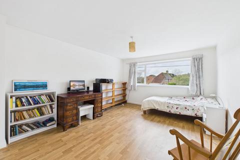 3 bedroom terraced house for sale, Andrews Road, Horsham RH13