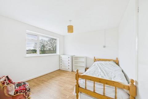 3 bedroom terraced house for sale, Andrews Road, Horsham RH13