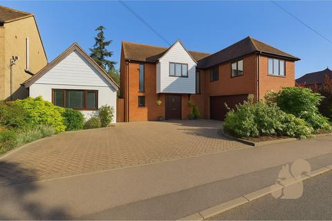 5 bedroom detached house for sale, St. Fabians Drive, Chelmsford CM1