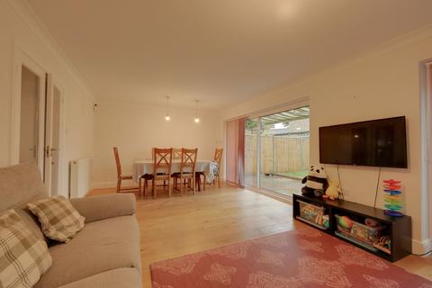 4 bedroom detached house for sale, Valebridge Road, Burgess Hill, RH15