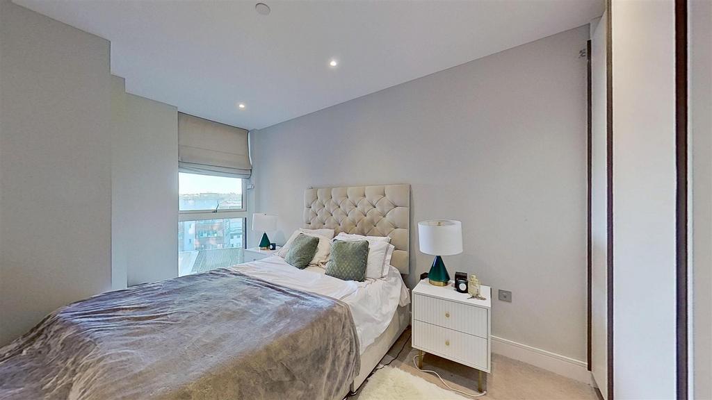 Bushane-Court-Summerstown-SW17-12212025 204144.jpg