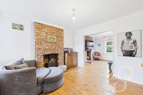 3 bedroom semi-detached house for sale, Scarletts Road, Colchester