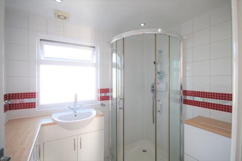 undefined, Central Avenue, Hounslow, TW3