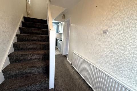 3 bedroom semi-detached house for sale, Lydney Avenue, Cheadle, SK8 3LT