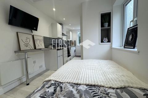 undefined, Knighton Fields Road East, Leicester LE2