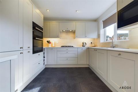 undefined, Fradgley Grove, Uttoxeter ST14