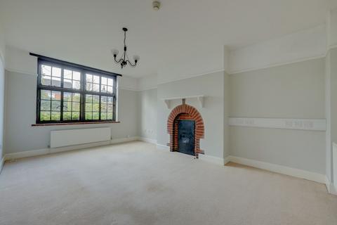 undefined, Glendale Road, Burgess Hill, RH15