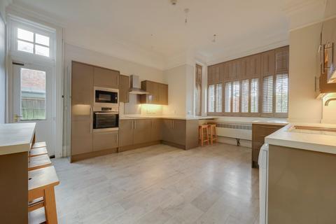undefined, Glendale Road, Burgess Hill, RH15