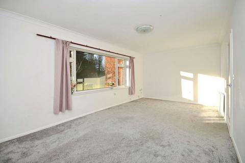 2 bedroom ground floor flat for sale, Upper Bognor Road, Bognor Regis, PO21 1JH