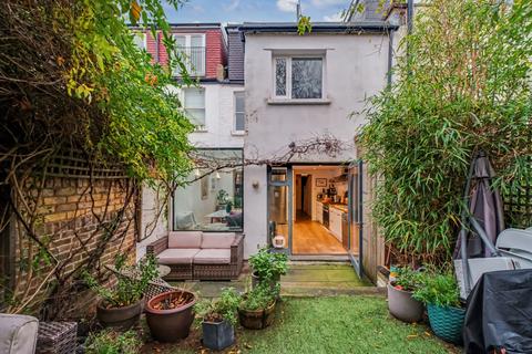 4 bedroom terraced house for sale, Greyhound Road, Kensal Rise, London NW10