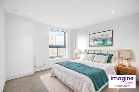 2 bedroom flat for sale, Leven Road, London E14