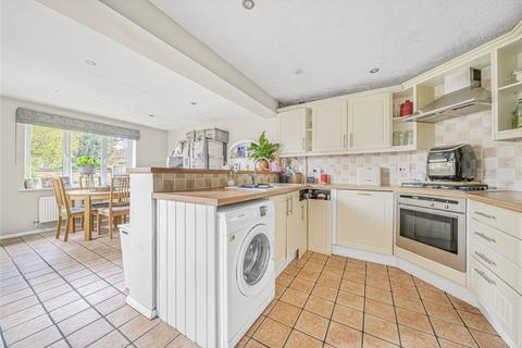 4 bedroom detached house for sale, Kerria Way, Woking GU24