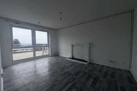 2 bedroom flat to rent, Menlo Gardens, London SE19