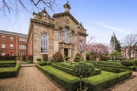 Houseman Crescent, Manchester M20