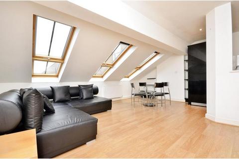 2 bedroom apartment for sale, Houseman Crescent, Manchester M20