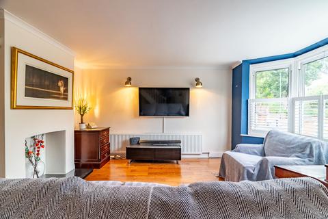 undefined, High Street, Hitchin SG4