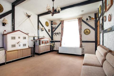 3 bedroom detached house for sale, Burmarsh Road, Hythe, CT21
