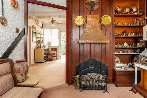 3 bedroom detached house for sale, Burmarsh Road, Hythe, CT21