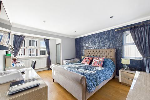 4 bedroom detached house for sale, Nursery Walk, Felixstowe, Suffolk, IP11