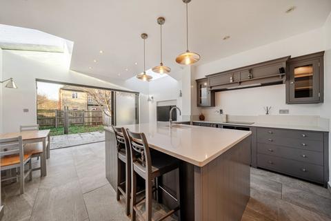Carlton Park Avenue, Raynes Park, SW20