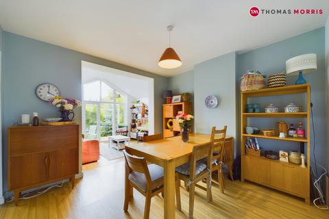 4 bedroom end of terrace house for sale, Mill Hill Road, St. Neots PE19
