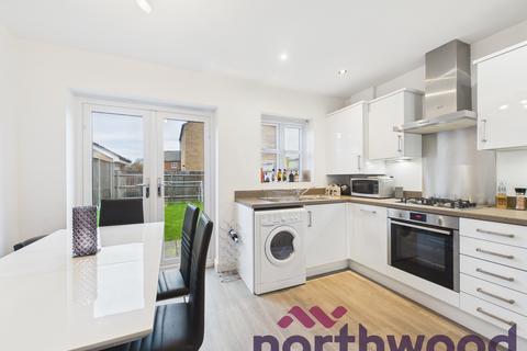 3 bedroom semi-detached house to rent, Ramblers Way, Sandbach, CW11