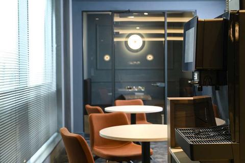 Office to rent, 24 E Bridge St Belfast BT1 3NR