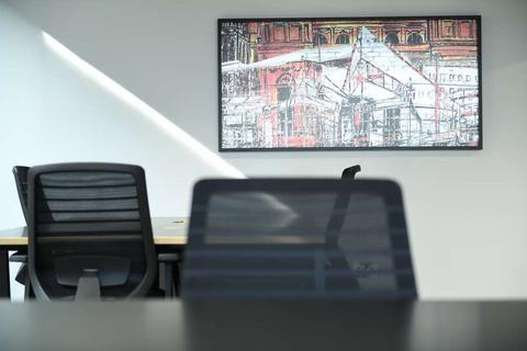 Office to rent, 24 E Bridge St Belfast BT1 3NR
