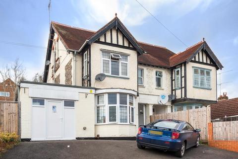 Studio to rent, Kentwood Hill,  Tilehurst,  RG31