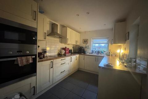 2 bedroom end of terrace house to rent, Newbury,  Berkshire,  RG14
