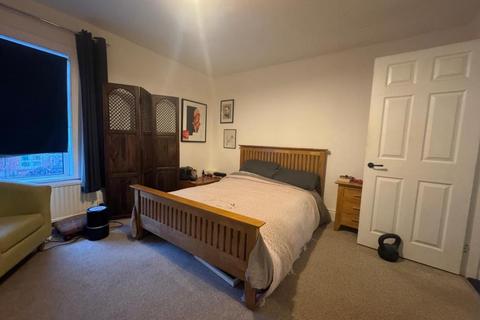 2 bedroom end of terrace house to rent, Newbury,  Berkshire,  RG14