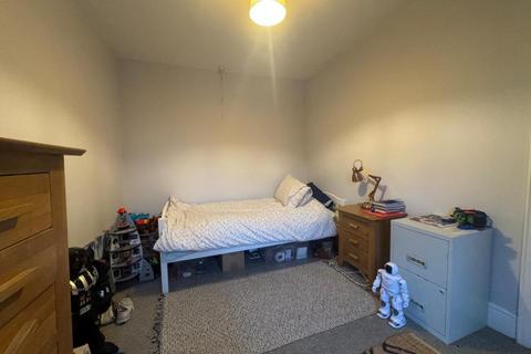 2 bedroom end of terrace house to rent, Newbury,  Berkshire,  RG14