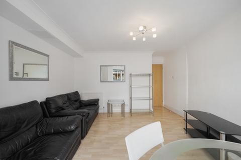 2 bedroom apartment for sale, Poplar High Street, London, E14