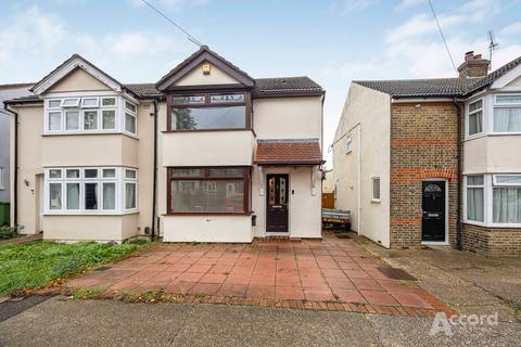 2 bedroom semi-detached house for sale, Birch Road, Romford, RM7