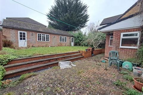 4 bedroom detached house for sale, West Dene, Leeds, West Yorkshire, LS17