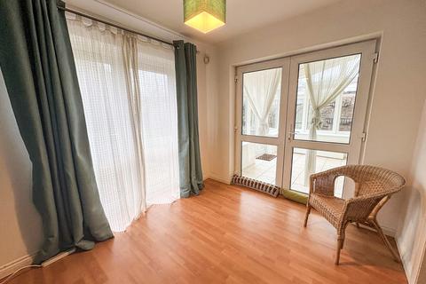 4 bedroom semi-detached house for sale, Westfield Avenue, Leicestershire LE18